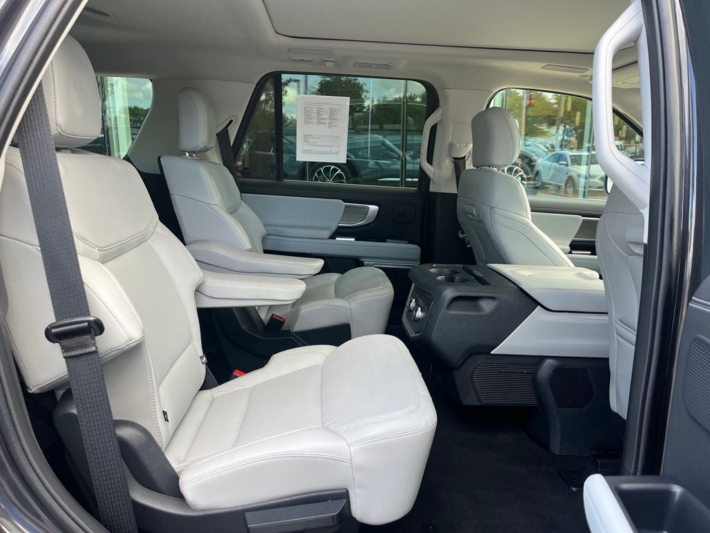 2025 Ford Expedition Platinum 4WD | Pano Roof | BLIS | LKAS
