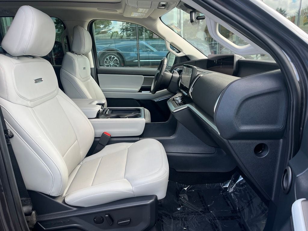 2025 Ford Expedition Platinum 4WD | Pano Roof | BLIS | LKAS