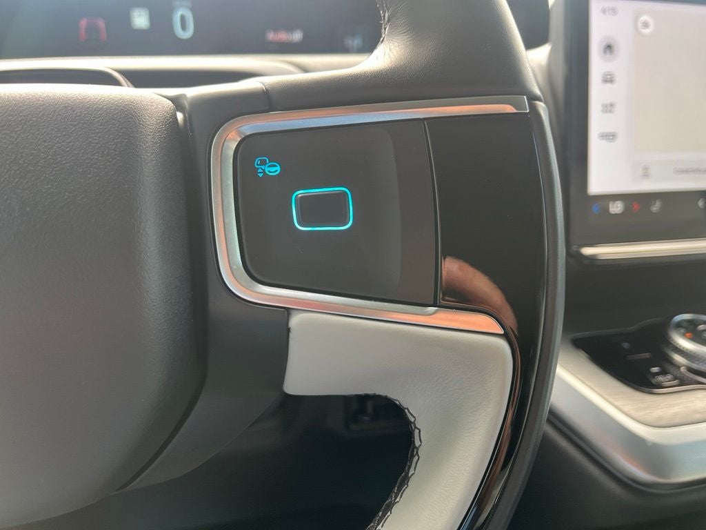 2025 Ford Expedition Platinum 4WD | Pano Roof | BLIS | LKAS