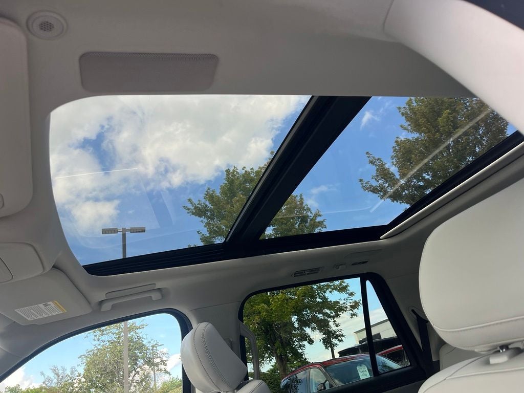2025 Ford Expedition Platinum 4WD | Pano Roof | BLIS | LKAS