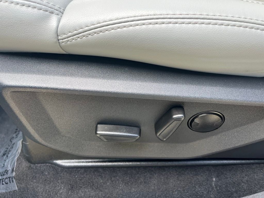 2025 Ford Expedition Platinum 4WD | Pano Roof | BLIS | LKAS