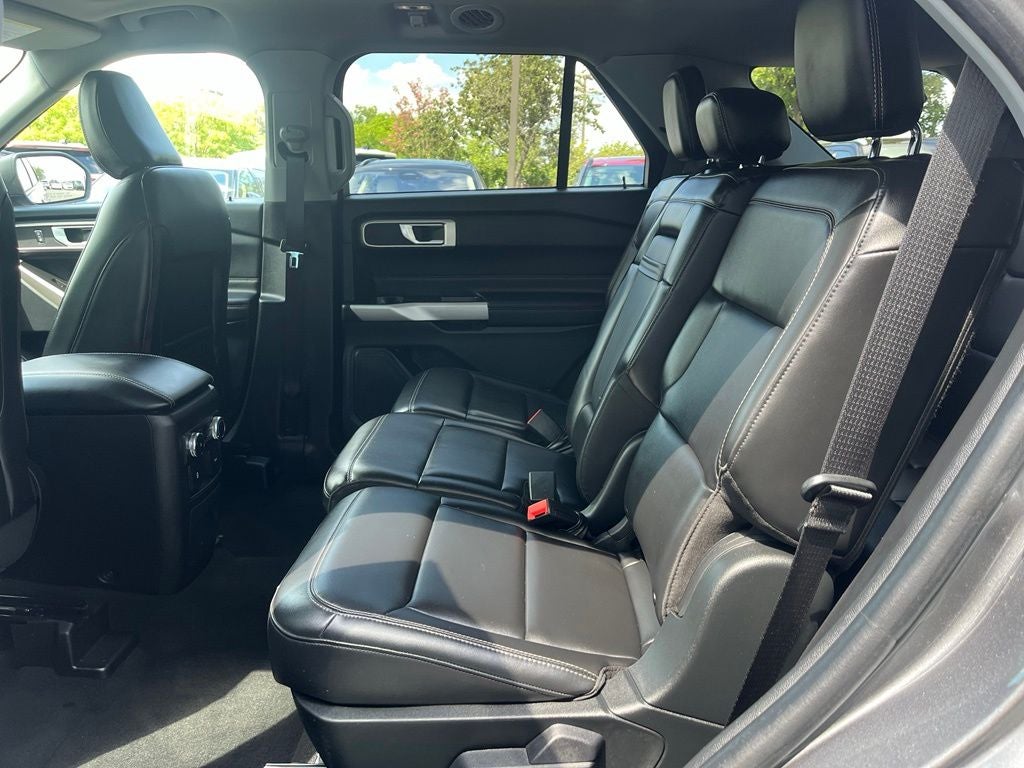 2023 Ford Explorer XLT 4WD | Pano Roof | BLIS | CoPilot360 Assist+