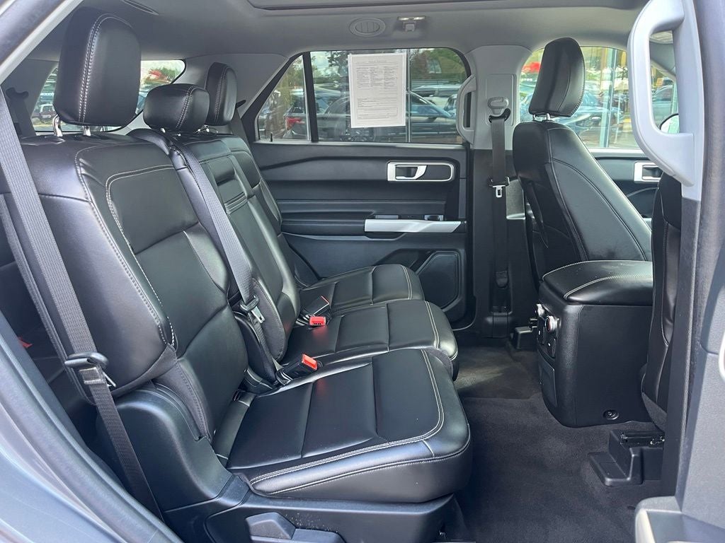 2023 Ford Explorer XLT 4WD | Pano Roof | BLIS | CoPilot360 Assist+