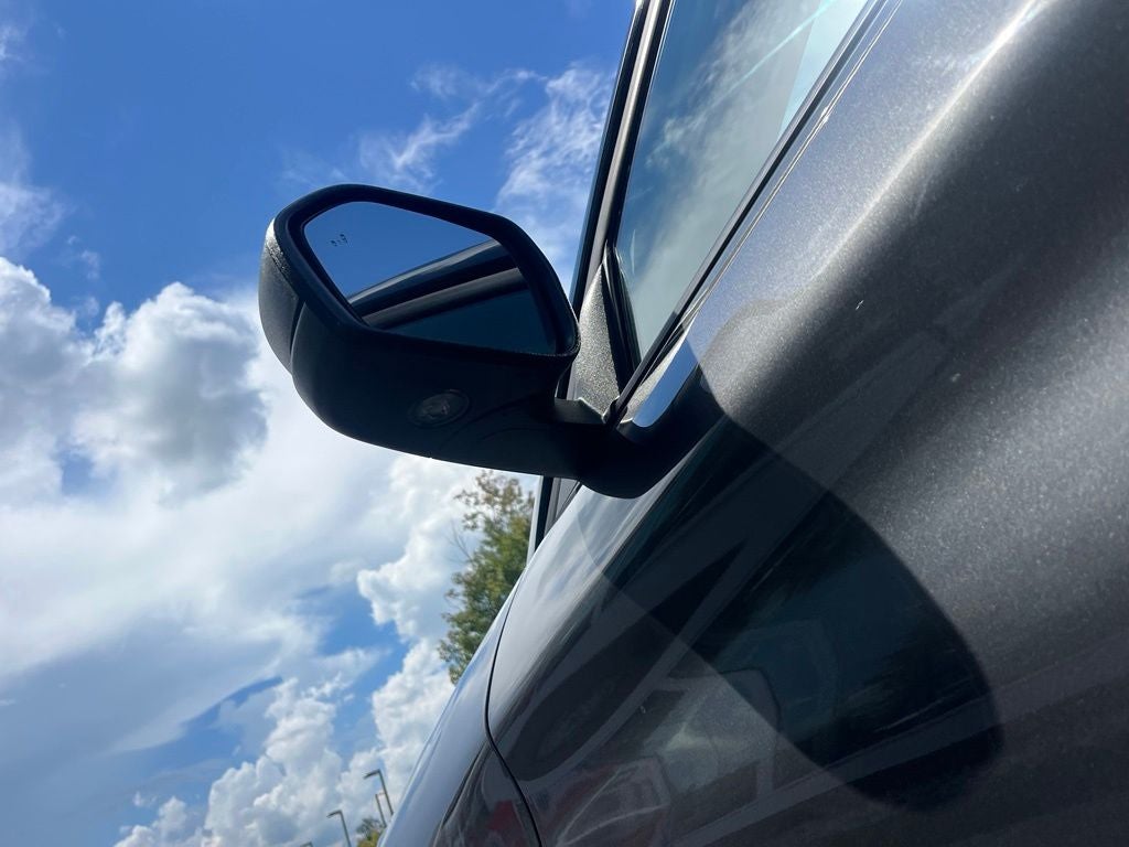 2023 Ford Explorer XLT 4WD | Pano Roof | BLIS | CoPilot360 Assist+