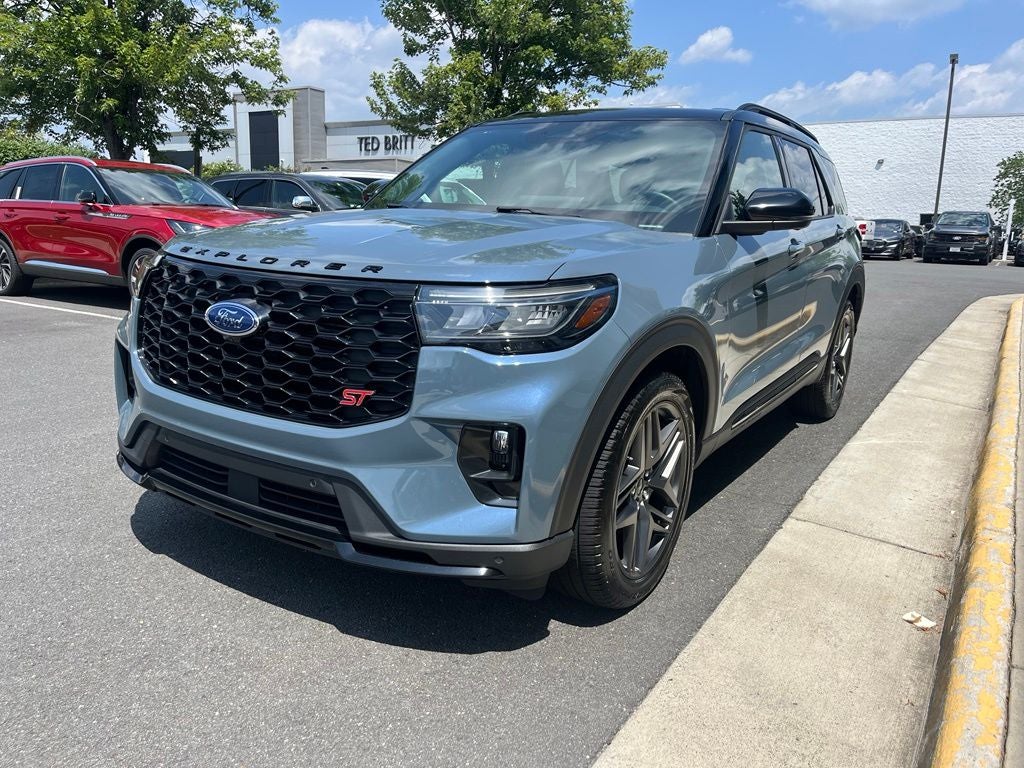 2025 Ford Explorer ST 4WD | Pano Roof | Black Painted Roof | Sun & Sound