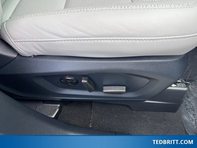 2025 Ford Explorer Platinum 4WD | Ultimate Pkg | Pano Roof | 360 Camera