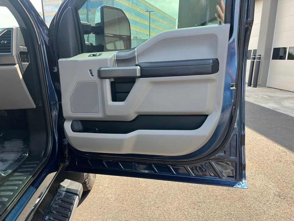 2017 Ford F-250SD XLT 4WD | FX4 Pkg | Snow Plow Pkg