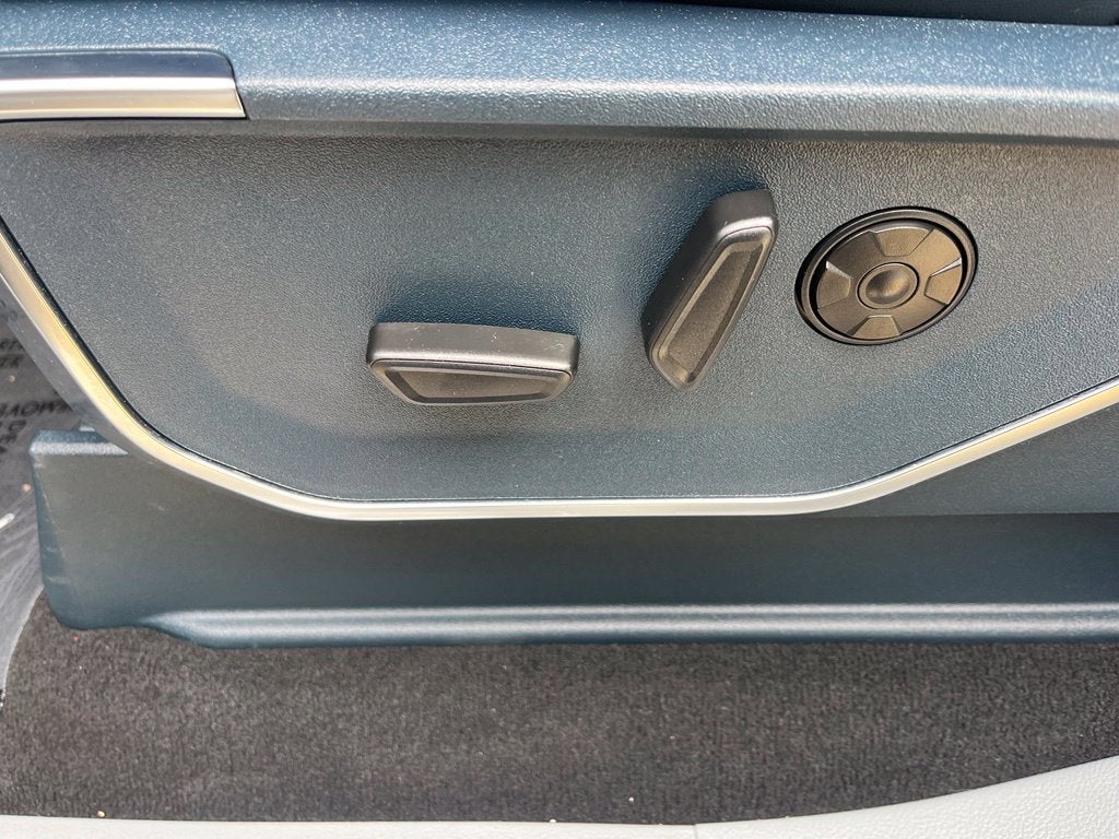 2024 Ford F-350SD Limited 4WD | FX4 Pkg | Pano Roof | HUD | BLIS