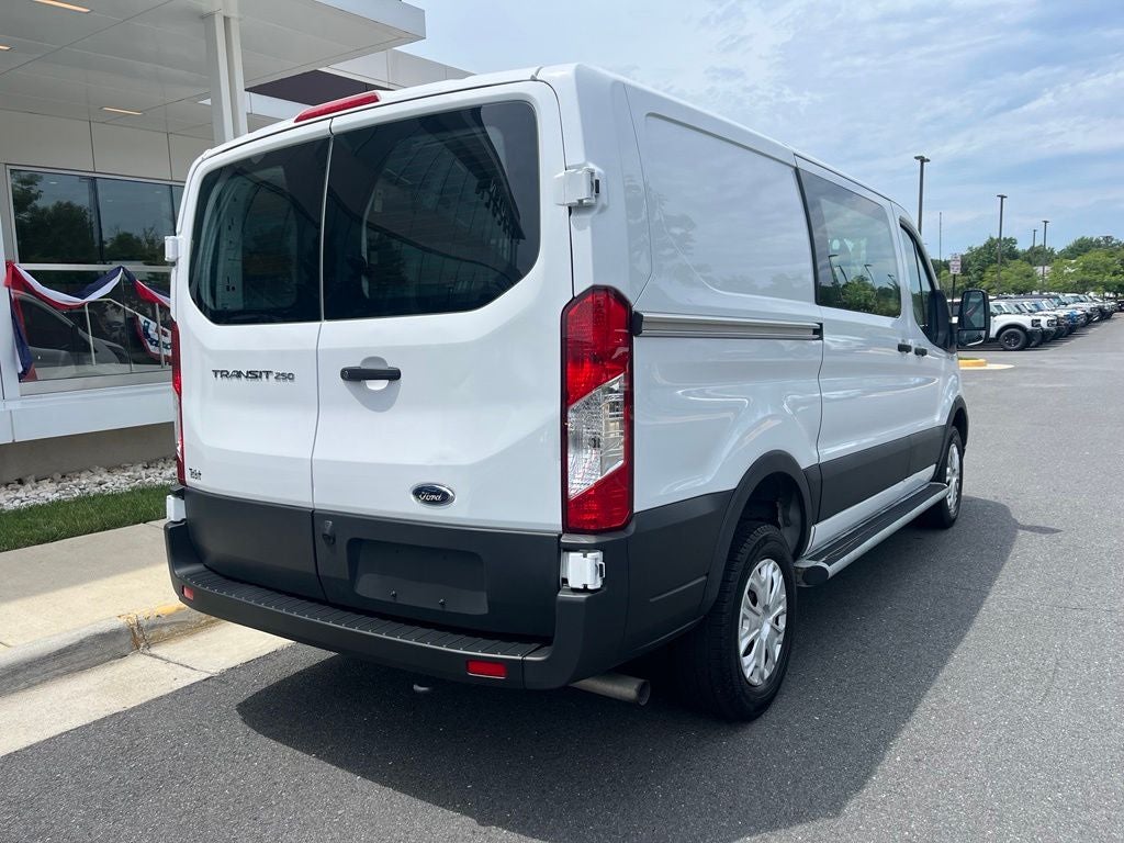 2025 Ford Transit-250 Base | Exterior Upgrade Pkg | LKAS | FordPass