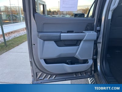 2023 Ford F-150 XLT 4WD | Pano Roof | 360 Cam | BLIS | Trailer Tow Pkg