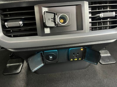 2025 Ford F-150 XLT 4WD | BLIS | Mobile Office | CarPlay/Android Auto