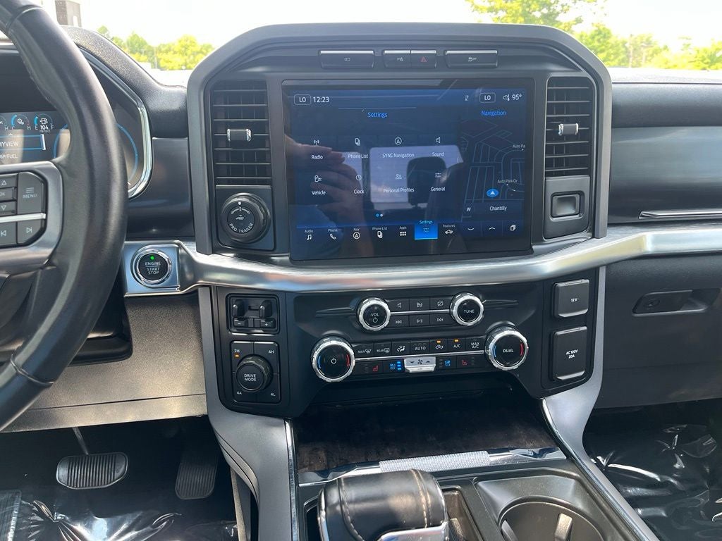 2023 Ford F-150 Lariat 4WD | Pano Roof | 360 Cam | BLIS | Tow Pkg