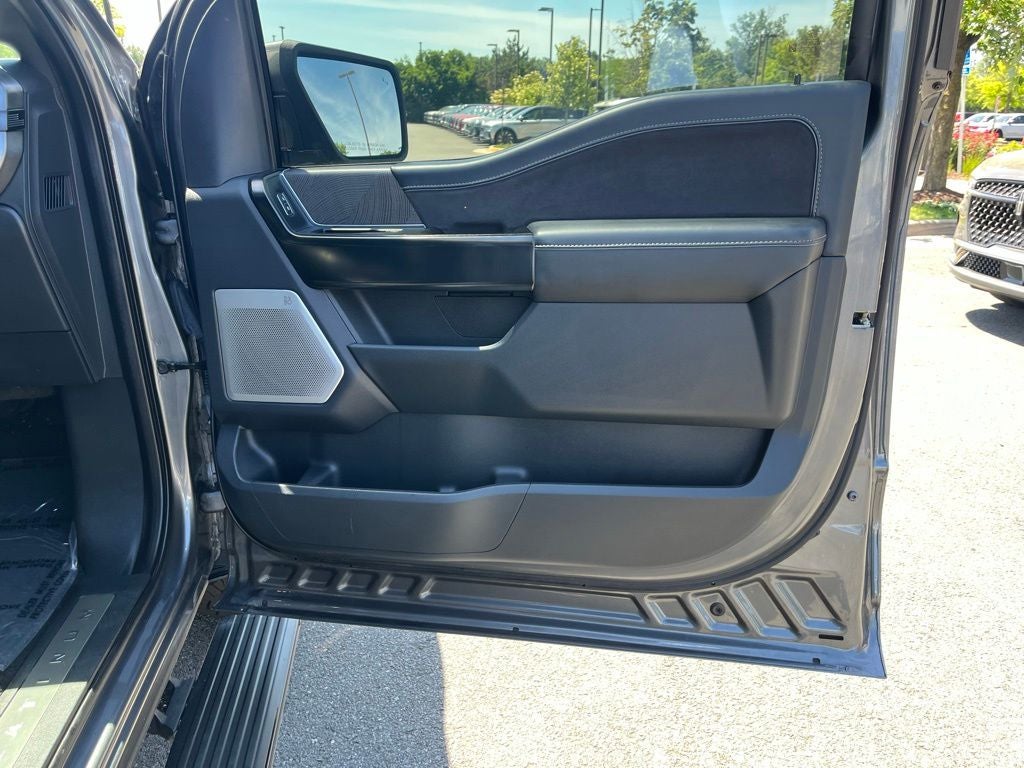 2023 Ford F-150 Platinum 4WD | Pano Roof | 360 Cam | FX4 | Black Appear Pkg