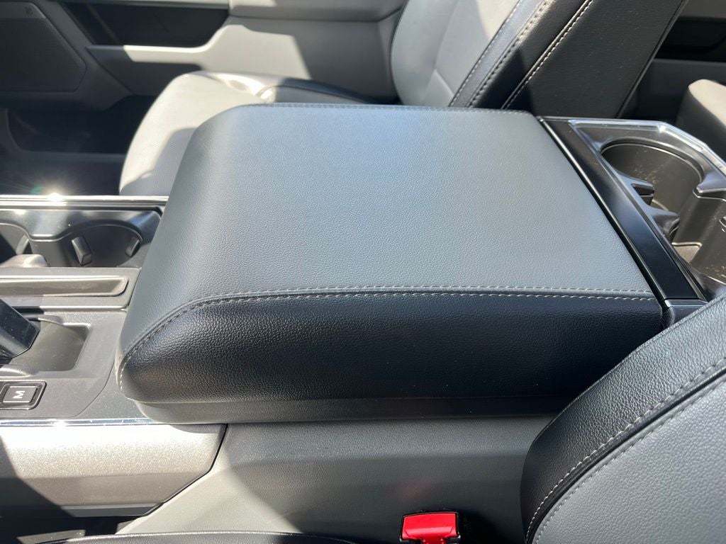 2023 Ford F-150 Lariat Hybrid 4WD | Pano Roof | Trailer Tow Pkg | BLIS