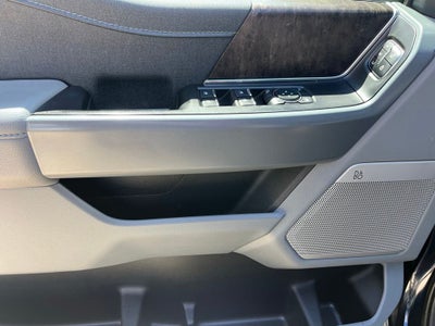 2023 Ford F-150 Lariat Hybrid 4WD | Pano Roof | Trailer Tow Pkg | BLIS