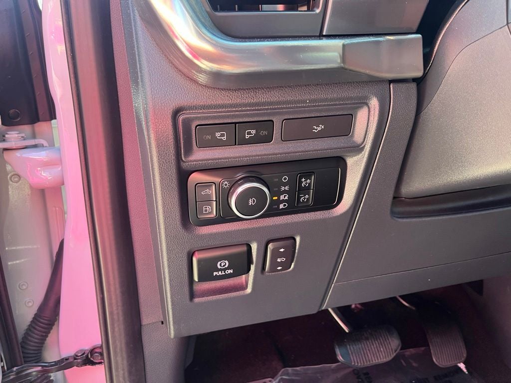 2023 Ford F-150 Lariat 4WD | Pano Roof | 360 Cam | 7.2kW | Max Tow