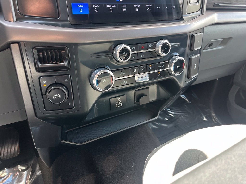 2025 Ford F-150 XLT 5.0L V8 4WD | BLIS | Remote Start | Class IV Tow