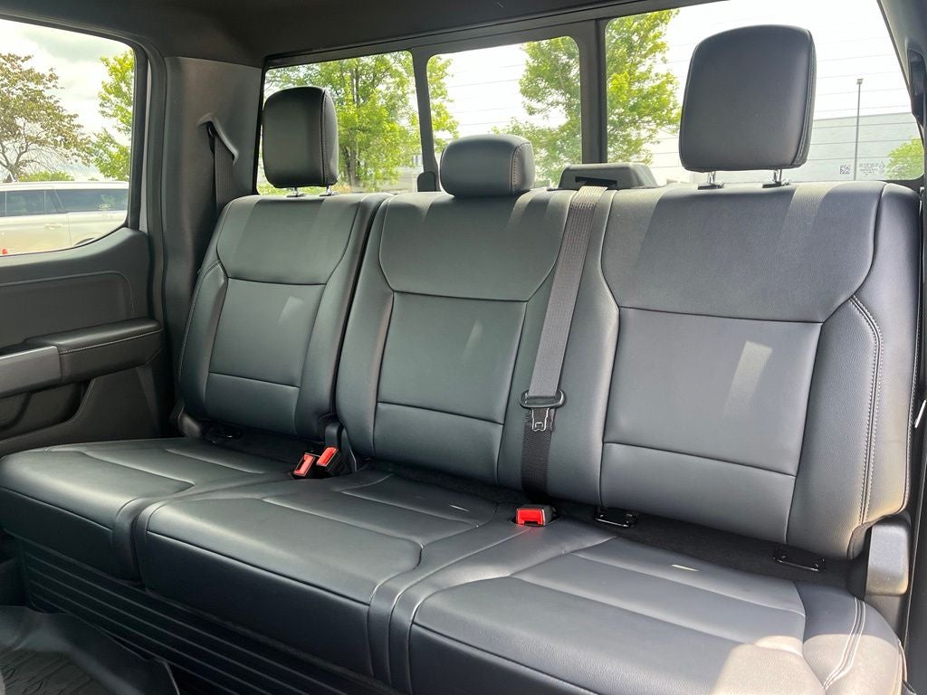 2025 Ford F-150 XLT 4WD | Pano Roof | 360 Cam | BLIS | Black Appear Pk