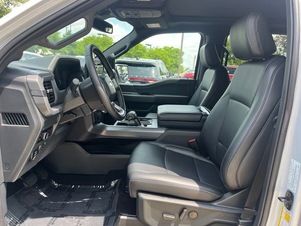 2025 Ford F-150 XLT 4WD | Pano Roof | 360 Cam | BLIS | Black Appear Pk