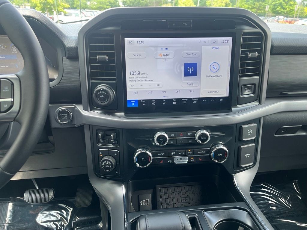 2025 Ford F-150 XLT 4WD | Pano Roof | 360 Cam | BLIS | Black Appear Pk