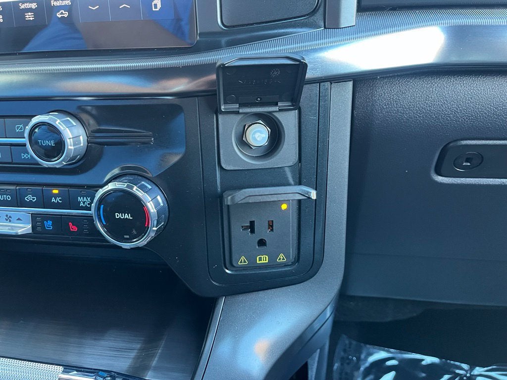 2024 Ford F-150 Lariat 4WD | Pano Roof | 360 Cam | Htd/Vent Seats | BLIS