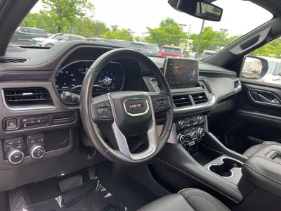 2023 GMC Yukon SLT 4WD | Dual Moonroof | 22" Gloss Black Wheels