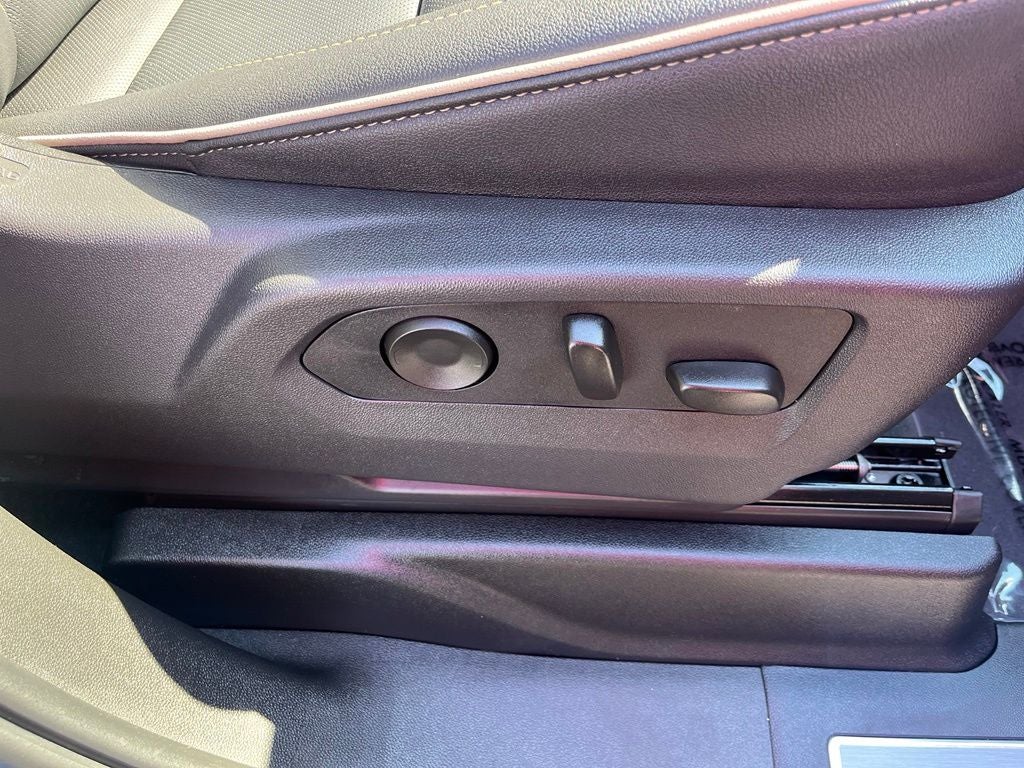 2025 GMC Yukon XL Elevation 4WD | 360 Camera | BLIS | Remote Start