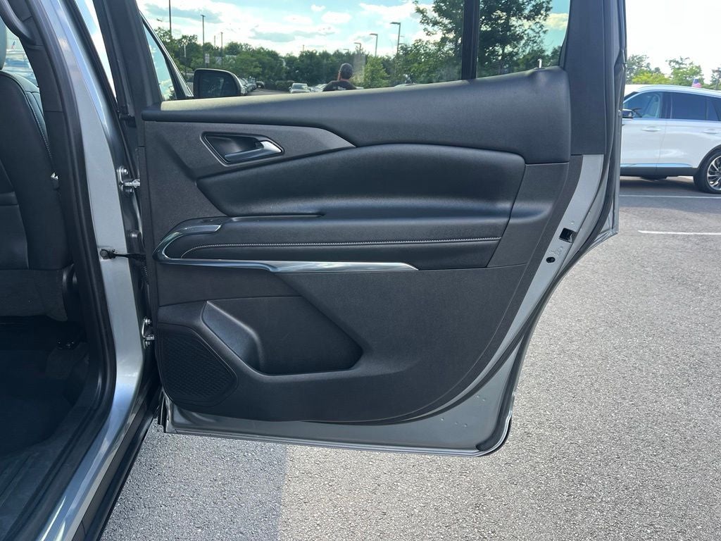 2026 Chevrolet Traverse LT AWD | Remote Start | BLIS | Heated Seats