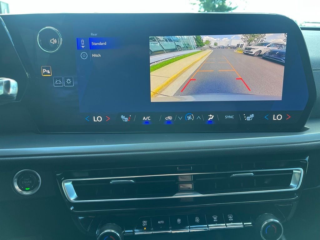 2026 Chevrolet Traverse LT AWD | Remote Start | BLIS | Heated Seats