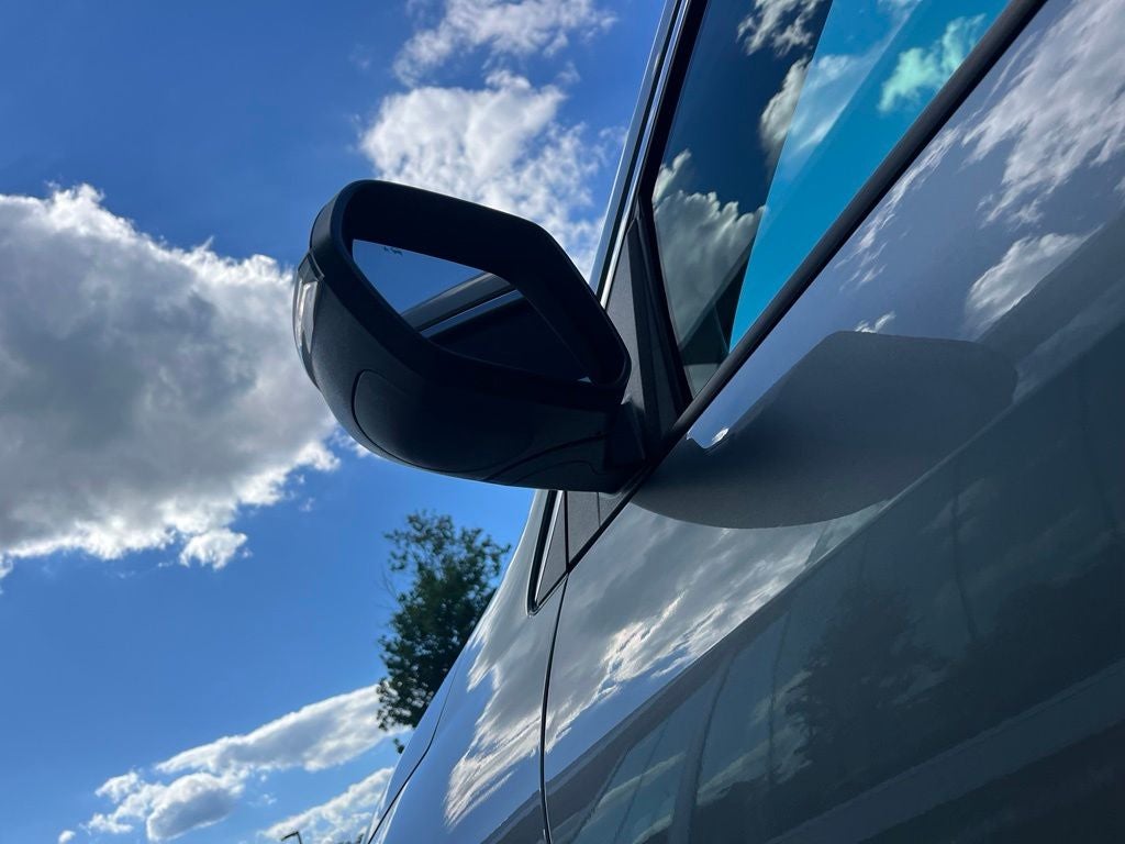 2026 Chevrolet Traverse LT AWD | Remote Start | BLIS | Heated Seats