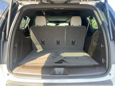 2023 Chevrolet Suburban LT 4WD | Pano Roof | 360 Cam | BLIS | Signature+ Pkg
