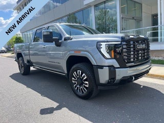 2025 GMC Sierra 2500HD Denali Ultimate | Gooseneck/5th Wheel Pack |
