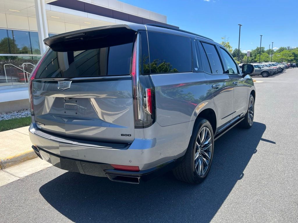 2022 Cadillac Escalade Sport 4WD | Touring Pkg | Rear Media Pkg | Supercruise