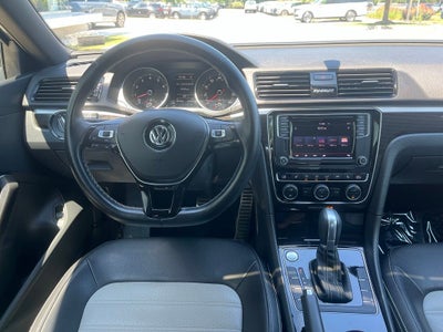 2018 Volkswagen Passat 3.6L V6 GT | Moonroof | Heated Seats