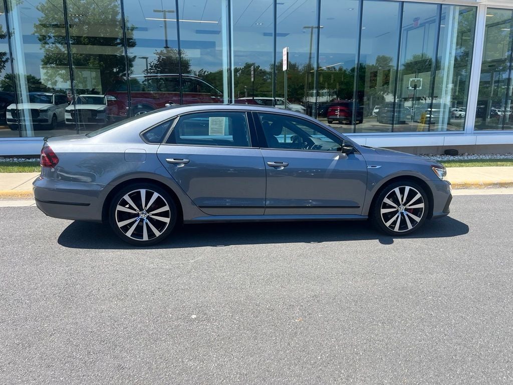 2018 Volkswagen Passat 3.6L V6 GT | Moonroof | Heated Seats