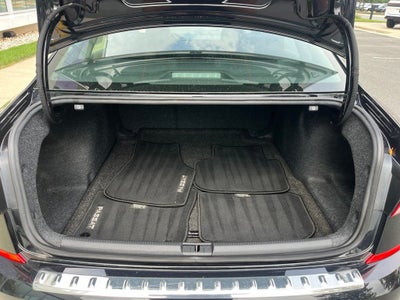 2022 Volkswagen Passat 2.0T SE | Moonroof | BLIS | CarPlay/Android Auto