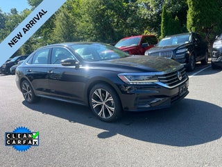 2022 Volkswagen Passat 2.0T SE