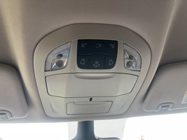 2023 Chrysler Pacifica Hybrid Touring L | Safety Pack | Adaptive Cruise | Remote Start |