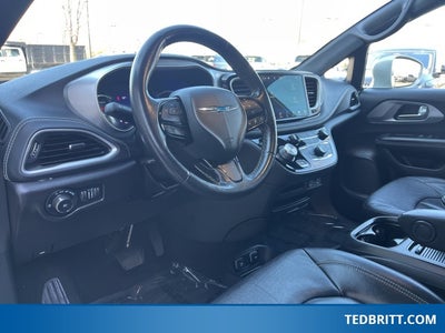 2021 Chrysler Pacifica Hybrid Touring L | 360 Camera | BLIS | | S Appear Pkg