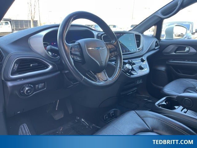 2021 Chrysler Pacifica Hybrid Touring L | 360 Camera | BLIS | | S Appear Pkg