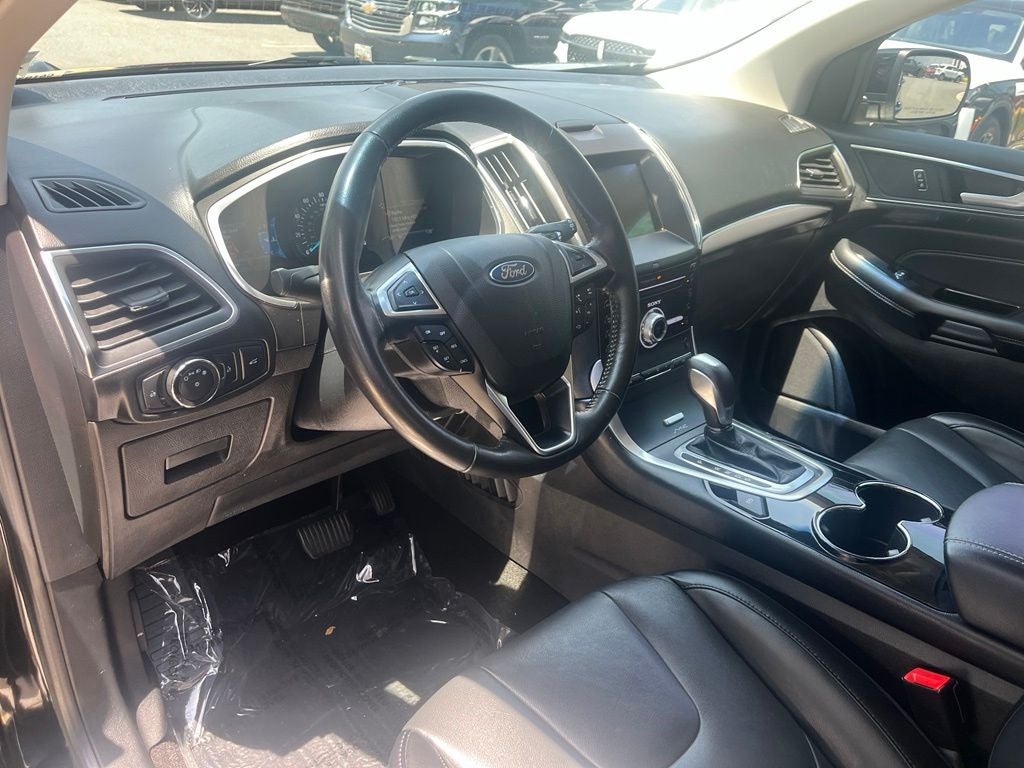 2017 Ford Edge Titanium | Nav | BLIS | Tech Pkg | Power Liftgate | Leather