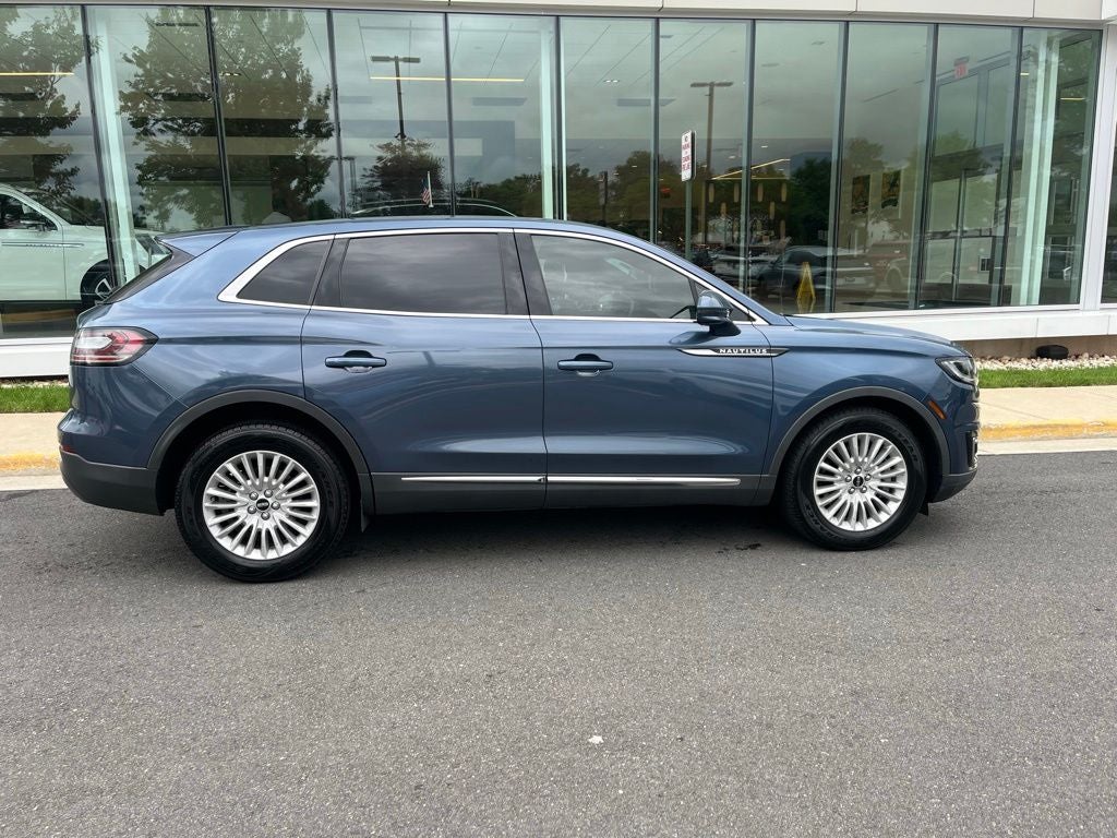 2019 Lincoln Nautilus Standard AWD | CarPlay/Andriod Auto | BLIS | Heated Seats