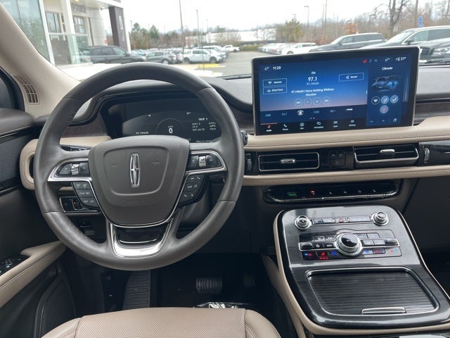 2022 Lincoln Nautilus Reserve AWD | Pano Roof | BLIS | HTD/ Vent Front Seats