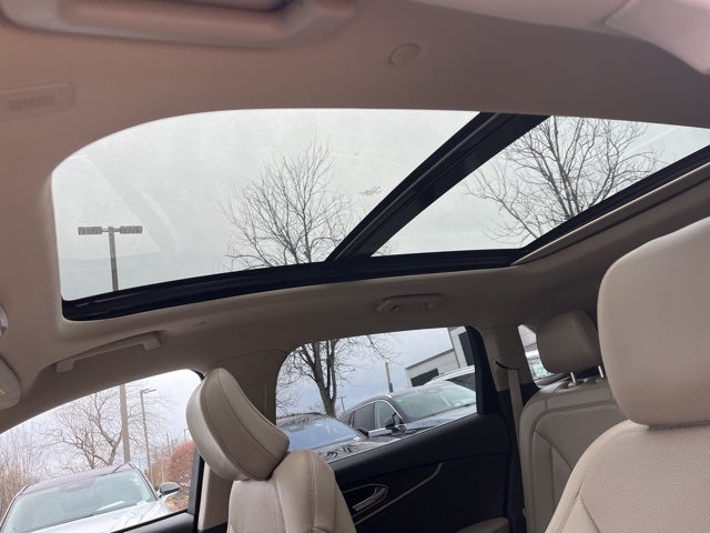 2022 Lincoln Nautilus Reserve AWD | Pano Roof | BLIS | HTD/ Vent Front Seats