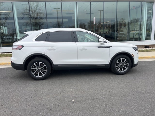 2022 Lincoln Nautilus Reserve AWD | Pano Roof | BLIS | HTD/ Vent Front Seats