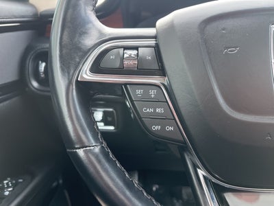 2023 Lincoln Nautilus Reserve AWD | Pano Moonroof | BLIS | HTD/Ventilated Seats