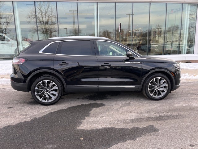 2023 Lincoln Nautilus Reserve AWD | Pano Moonroof | BLIS | HTD/Ventilated Seats