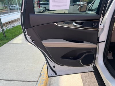 2023 Lincoln Nautilus Reserve AWD | Pano Roof | 360 Cam | BLIS | Tow Pkg