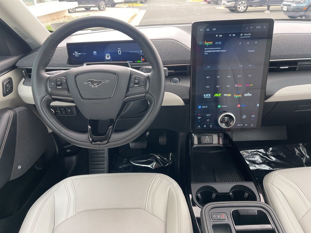 2025 Ford Mustang Mach-E Premium AWD | Glass Roof | 360 Cam | Htd & Vent Seats