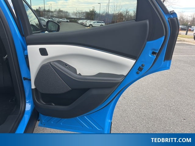 2024 Ford Mustang Mach-E Premium AWD | Glass Roof | 360 Cam | Heated Seats